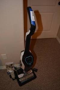 lot 74 image: Bissell Crosswave Cordless Max Floor Cleaner