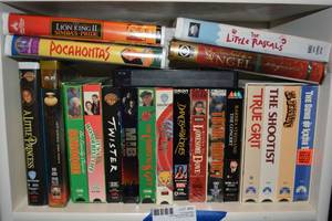 lot 80 image: VHS Movies, see pictures