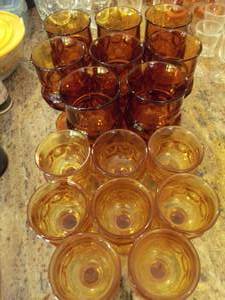 lot 49 image: Amber Thumbprint Glasses 16 total
