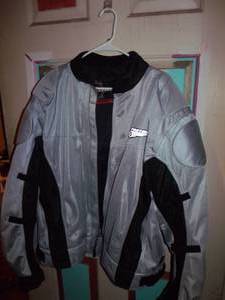 lot 1 image: Womens Motorcycle Jacket Size XL Good Condition, No visible rips, holes, or stains... Please see Pictures