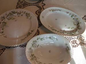 lot 68 image: Beautiful China Serving pieces Matches Lots 5 & 69