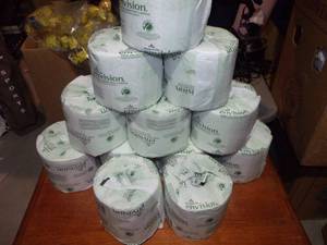 lot 79 image: 16 New Rolls of Toilet Paper