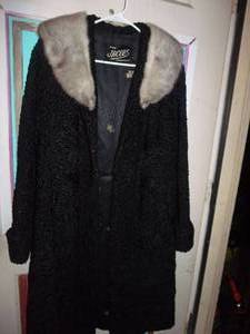 lot 83 image: Womens Lamb Skin Coat with Mink Collar