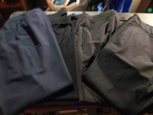lot 131 image: Selection of Womens Pants