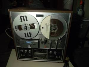lot 161 image: Vintage Akai 1730d-ss Reel to Reel Recorder