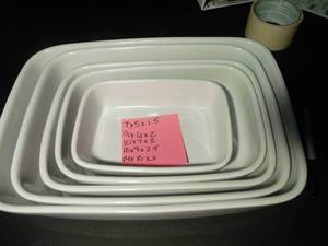 lot 190 image: White Bakeware Lot Multiple Sizes