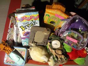 lot 206 image: Basket of Childrens games and toys, basket included