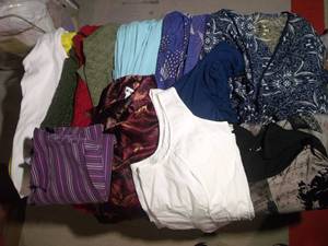 lot 221 image: Generous Amount of Ladies Blouses Lane Bryant Sizes 1820