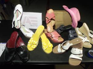 lot 225 image: Selection of Ladies Wedge Sandles, Tommy Hilfiger and other brands as shown, Size 12 and Pink Cowboy Hat