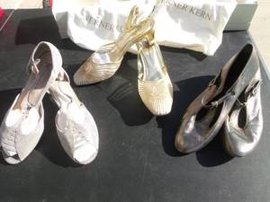lot 274 image: Womens size 12 shoes