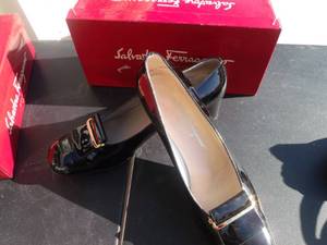 lot 277 image: Womens Size 12 Black Salvatore Ferragamo