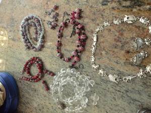 lot 310 image: Matching Jewelry Sets