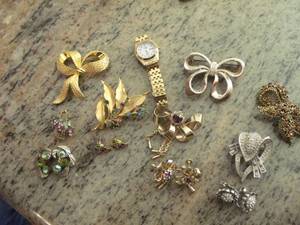 lot 312 image: Broaches, Earrings, and a Watch