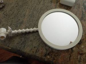 lot 320 image: Showertech shower mirror