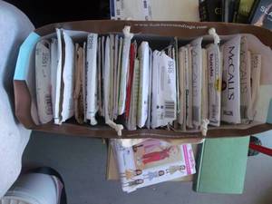 lot 326 image: clothing Patterns for Womans casual wear