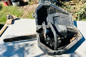 lot 35 image: Craftsman Incredi-Pull 55cc Chainsaw W Case