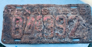 lot 65 image: 1939 Texas Farm Truck License Plate 84392