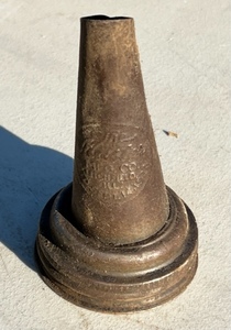 lot 90 image: The Master MFG. Co. Oil Spout and Dust Cap 1926