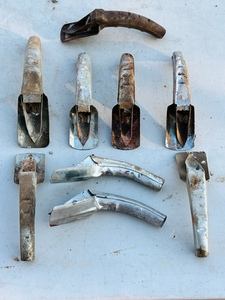 lot 100 image: Nine Vintage Oil Can TappersSpouts