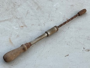 lot 109 image: Vintage 1926 Millers Falls No. 610A Spiral Ratchet Screwdriver&nbsp