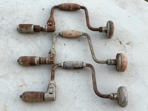 lot 111 image: Three Vintage Ratcheting Hand Drills