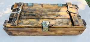 lot 150 image: Vintage 27 x 12 x 7 Ammo Box