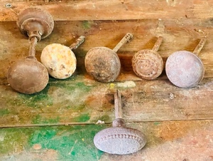 lot 185 image: Seven Antique Door Knobs
