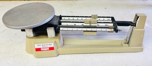 lot 207 image: Oh aid Triple Beam Balance Scale
