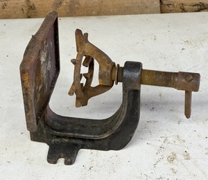 lot 244 image: Vintage Cast Iron Mountable Vise for Vulcanizing Tire Patches