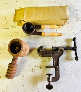 lot 255 image: Three Vintage Nut Crackers - Including  The Hamilton 