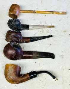 lot 263 image: Lot of Five Vintage Pipes
