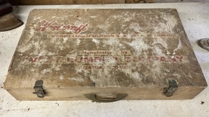 lot 283 image: Vintage Westcraft Salesmans Sample Case