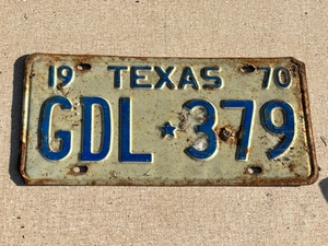 lot 284 image: Vintage 1970 Texas License Plate