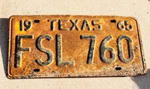 lot 291 image: Vintage 1965 Texas License Plate