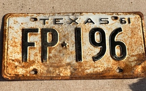 lot 294 image: Vintage 1961 Texas License Plate