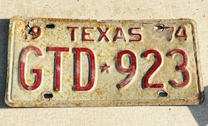 lot 295 image: Vintage 1974 Texas License Plate