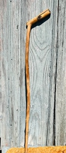 lot 314 image: Vintage Hand Carved Wooden Walking StickCane