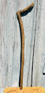 lot 321 image: Vintage Hand Carved Wooden Walking StickCane