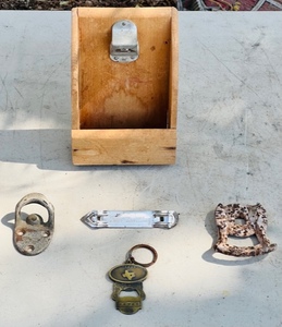 lot 348 image: Antique & Vintage Bottle Openers