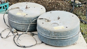 lot 362 image: Two Vintage Brower Galvanized Egg Incubator Brooder Model 845