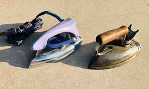 lot 404 image: Vintage General Electric & Fostoria Model 506 Electric Irons