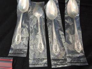 lot 393 image: WALLACE STERLING SILVER - ROSE POINT - TABLESSOUP SPOONS QTY 4  WT PER 50 GMS  TWT 200 GMS