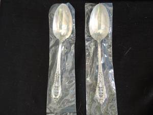 lot 392 image: WALLACE STERLING SILVER - ROSE POINT - SERVING SPOONS  QTY 2  WT PER 66GMS  TWT 131GMS