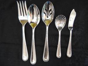 lot 383 image: GORHAM SILVERWARE - RIBBON STAINLESS - SERVING PIECES  SERVING SPOON, MEAT FORK, PIERCED SERVING SPOON, BUTTER KNIFE, SUGAR SHELL