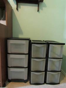 lot 52 image: black PLASTIC 3 drawer office organizers  qty3