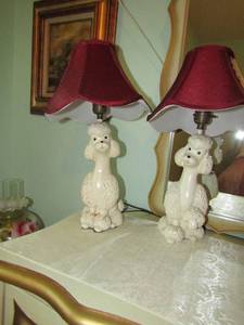 lot 60 image: 2 White poodle lamps with red shades both work great. Mint condition