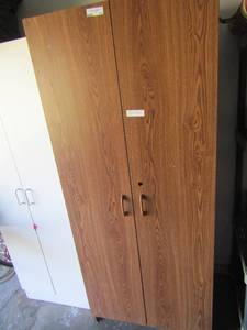 lot 113 image: Brown storage cabinet 723015 12, NO CONTENTS INCLUDED