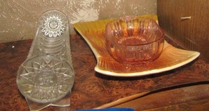 lot 164 image: Cardinal 1597 bread dish, pink glass butter dish, plastic ordurb dish