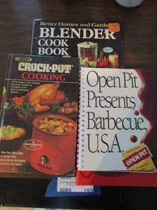 lot 193 image: Open pit cook book, crock pot cooking and more