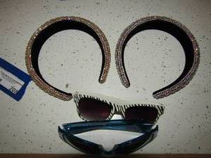 lot 208 image: 2 sparkly head bands, womens sun glasses